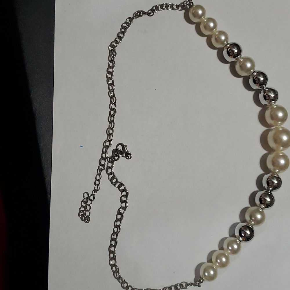 Faux Pearl bead necklace